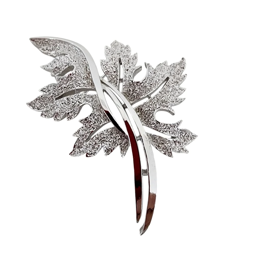 Trifari vintage brooch